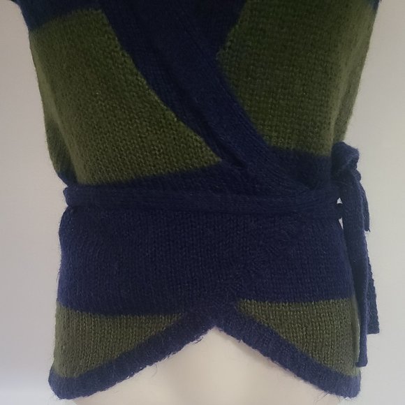 Vintage Wrap Sweater (M) - Picture 7 of 7